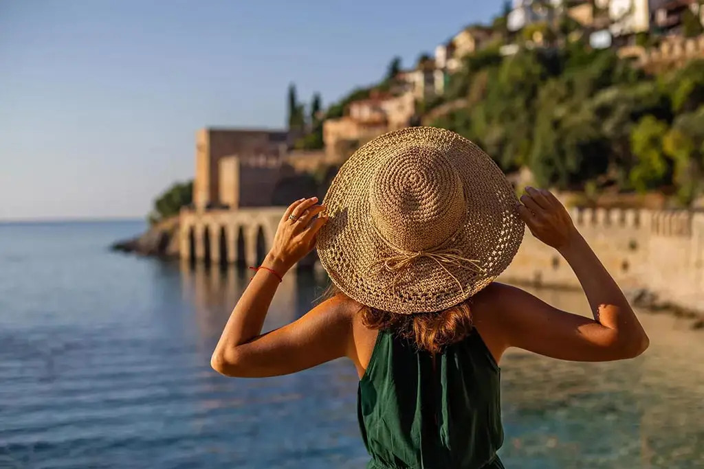 Alanya’da Gayrimenkul Yatırımının Avantajları: Neden Alanya Tercih Ediliyor?